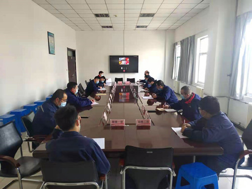 传达学习集团、公司“两会”精神_副本.jpg