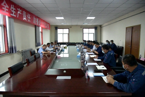 座谈会.JPG
